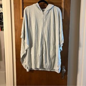 Barefoot Dreams Cozychic Ultralite Shirt tail Poncho Light Blue NWT Sz. OSPL